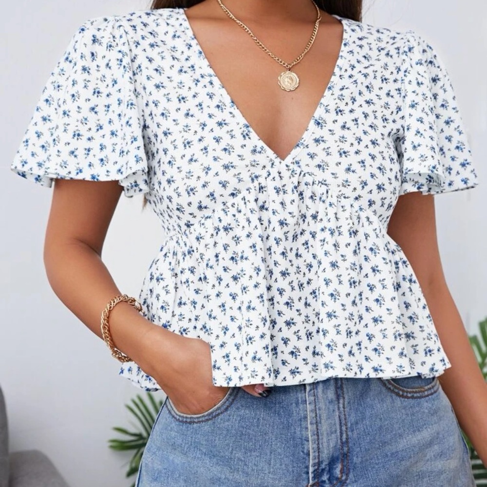 Shein Floral top - XS